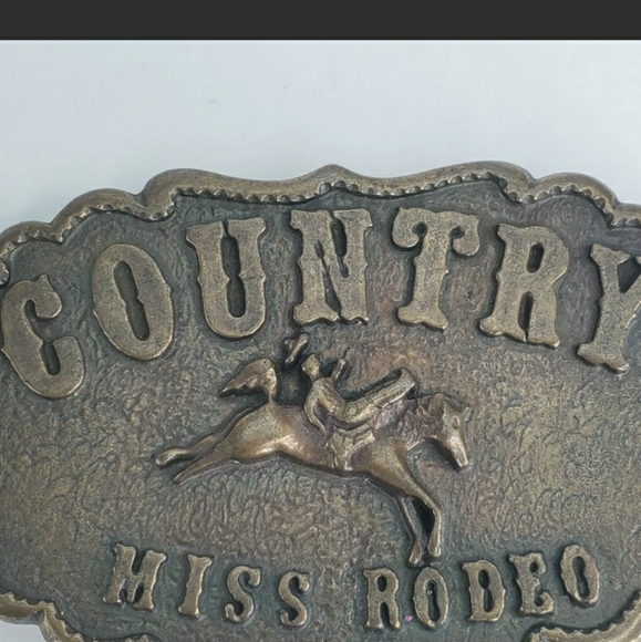 Country Miss Rodeo Unisex Belt Buckle - Picture 4 of 5
